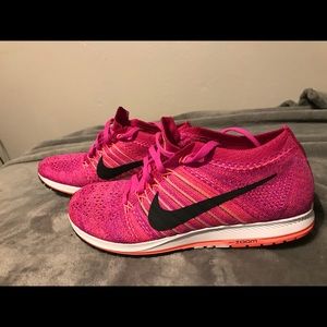 Women’s Nike Zoom Flyknit Streak